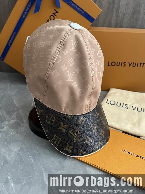 LV Hat dx10