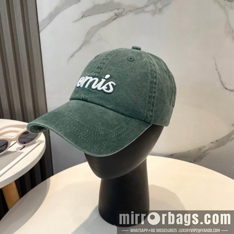 Emis Hat dx10