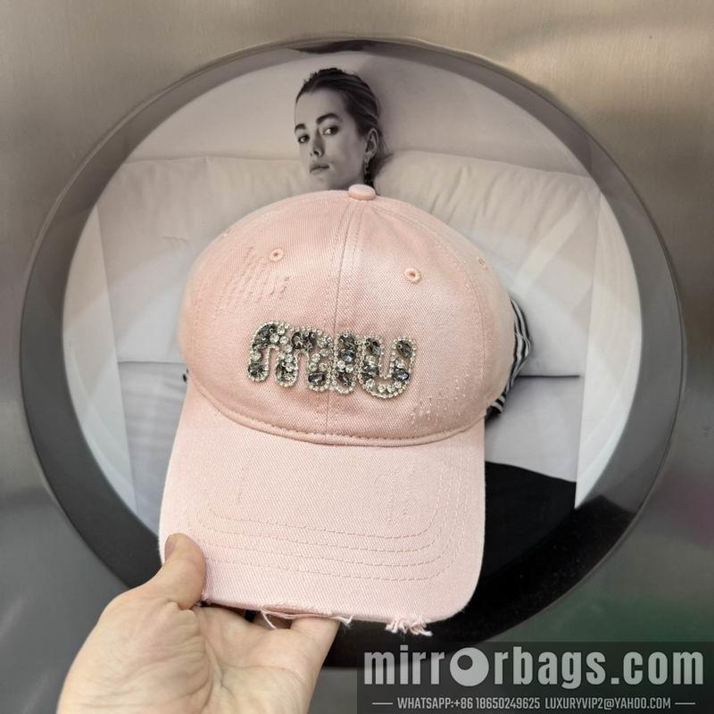 MiuMiu Hat hm08