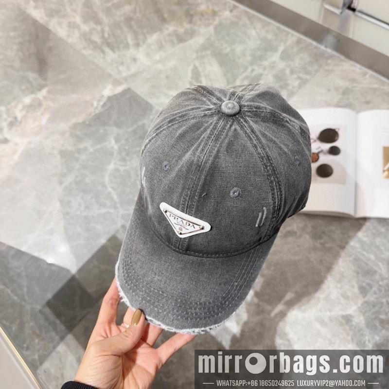 Prada Hat dx22