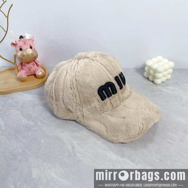 Miumiu Hat dx68