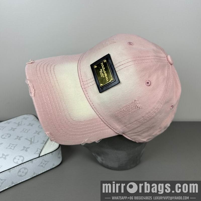 DG Hat dx20