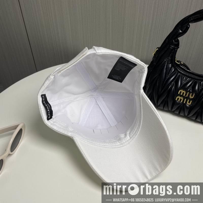 Balenciaga Hat dx121