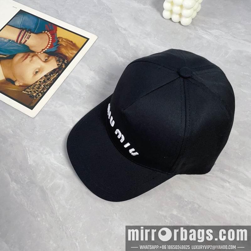 Miumiu Hat dx45