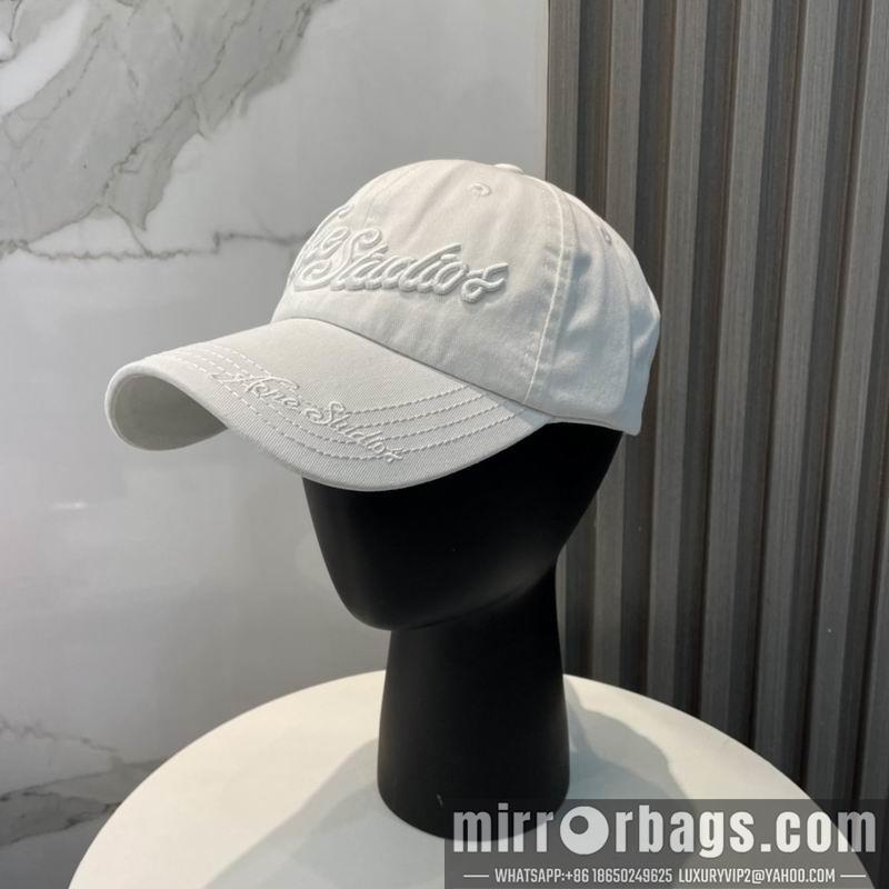 Acne Hat 121401