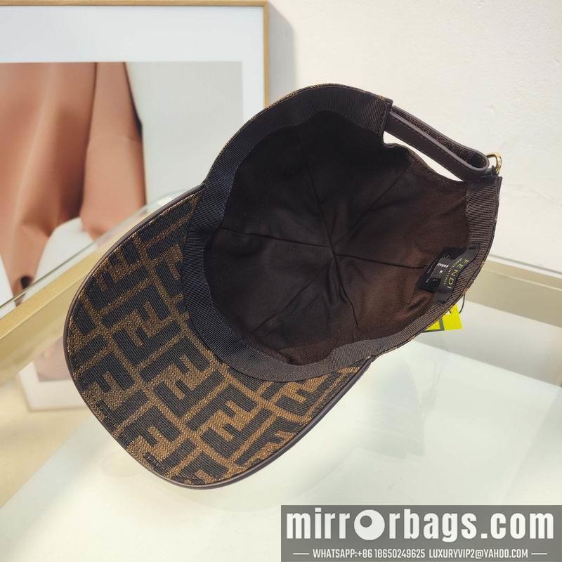 Fendi Hat dx92