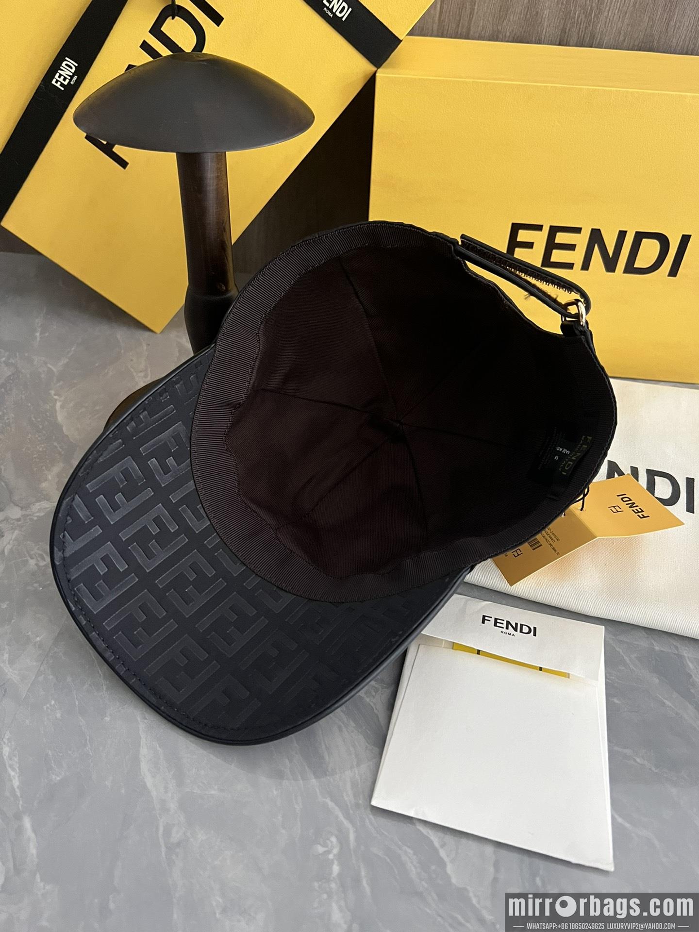 Fendi Hat dx87