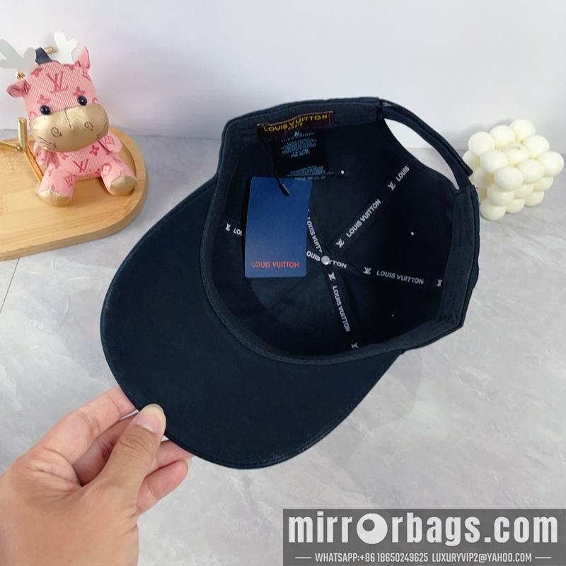 LV Hat dx108