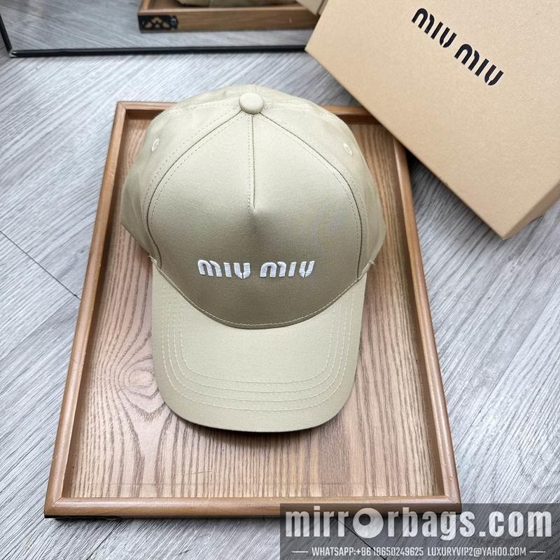 Miumiu Hat dx60