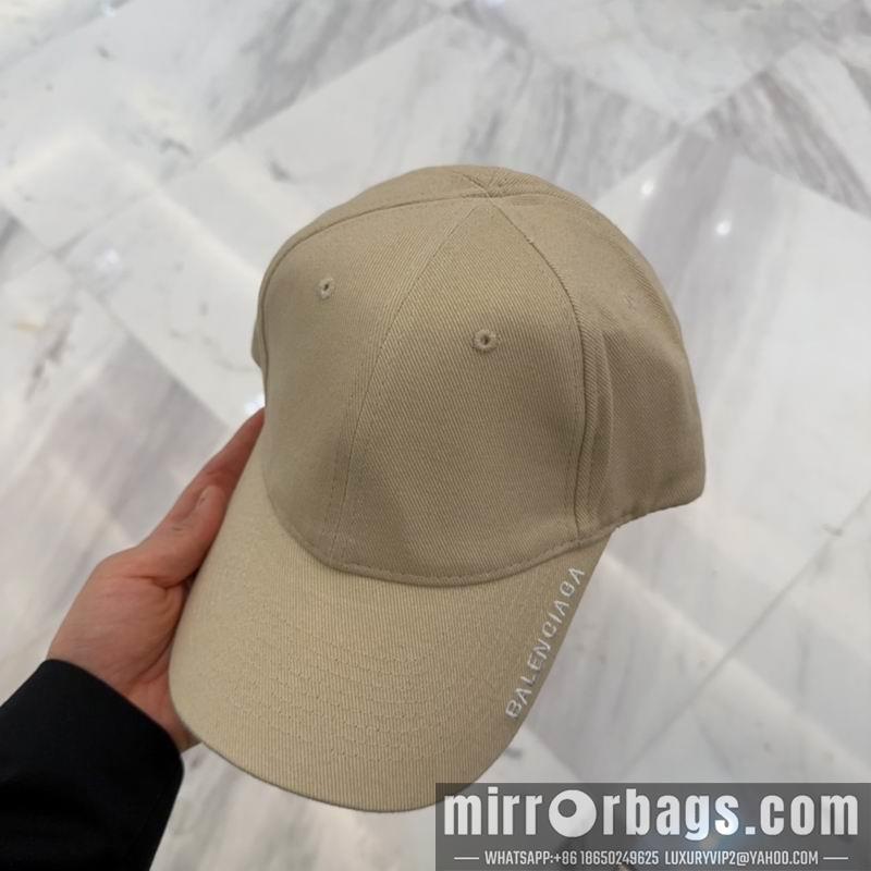 Balenciaga Hat dx70