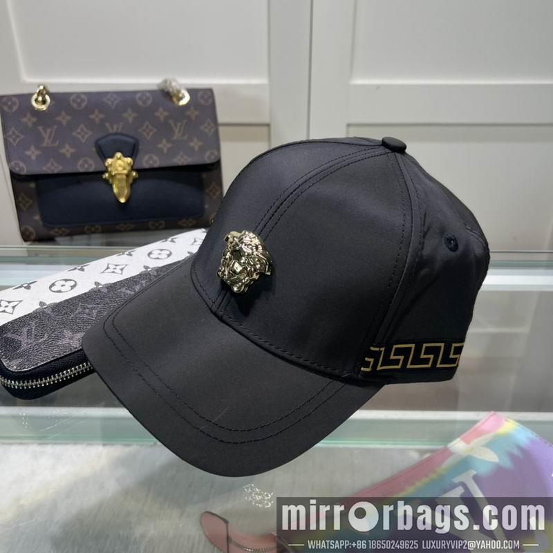 Versace Hat dx07