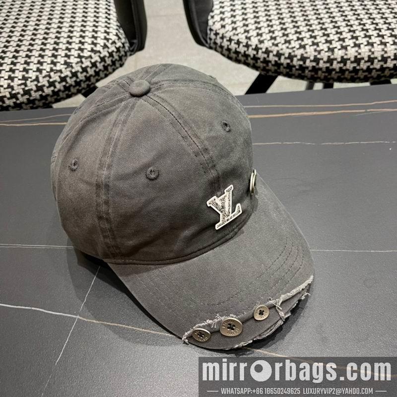 LV Hat 102802