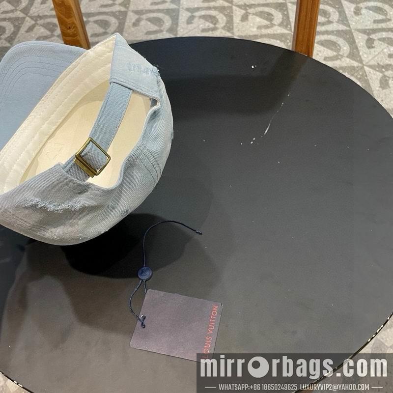 LV Hat 030941