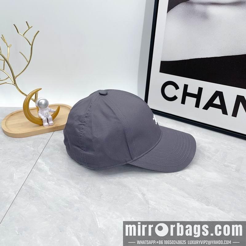 Celine Hat dx33