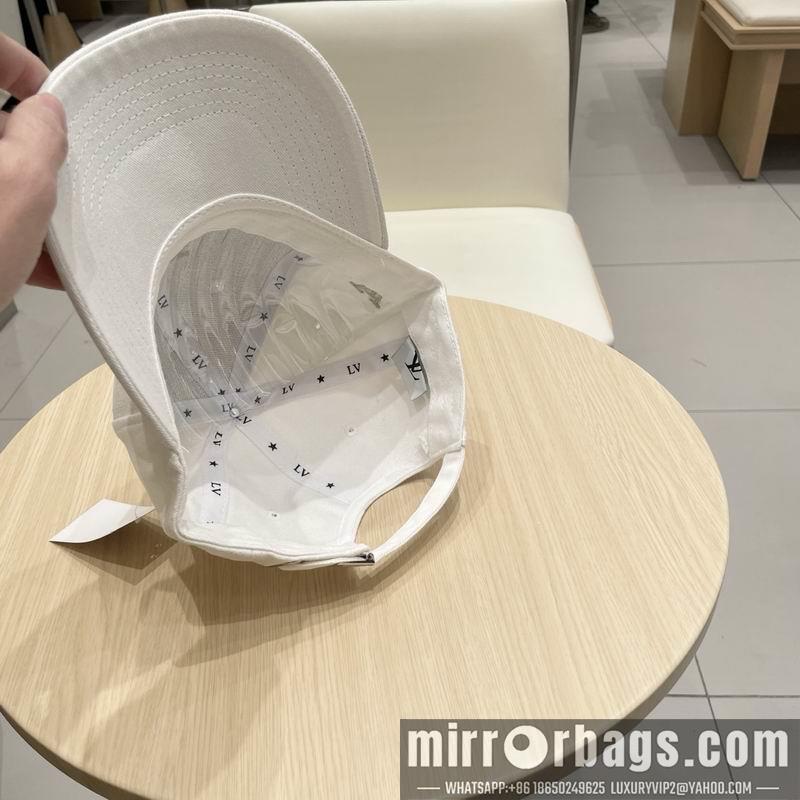 LV Hat 040207