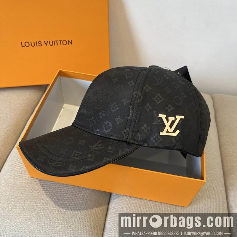 LV Hat dx67
