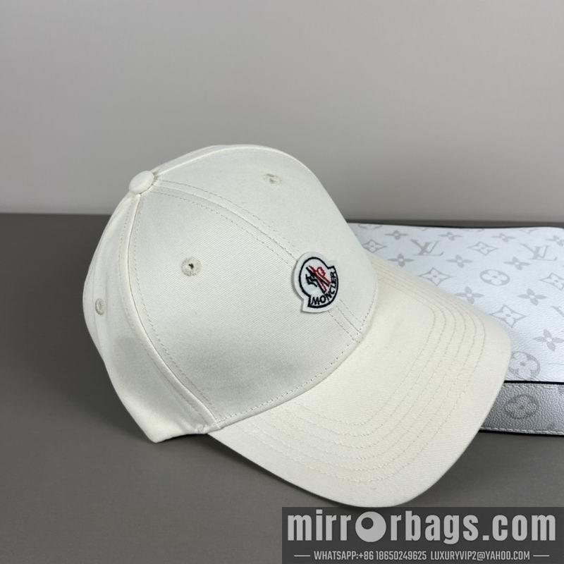Moncler Hat dx39