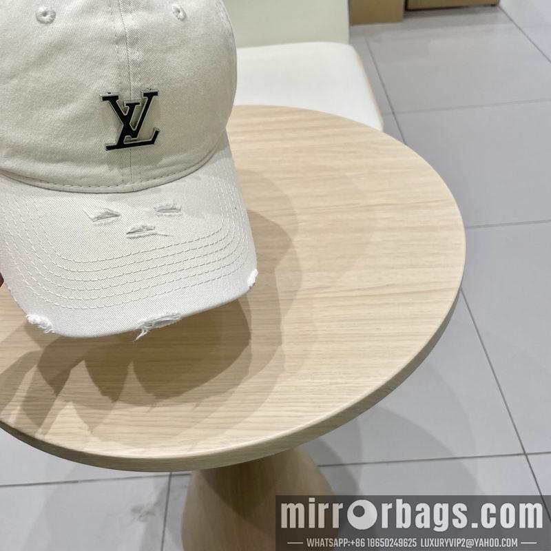 LV Hat 041405