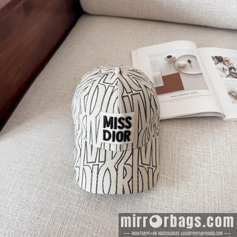 Dior Hat dx69