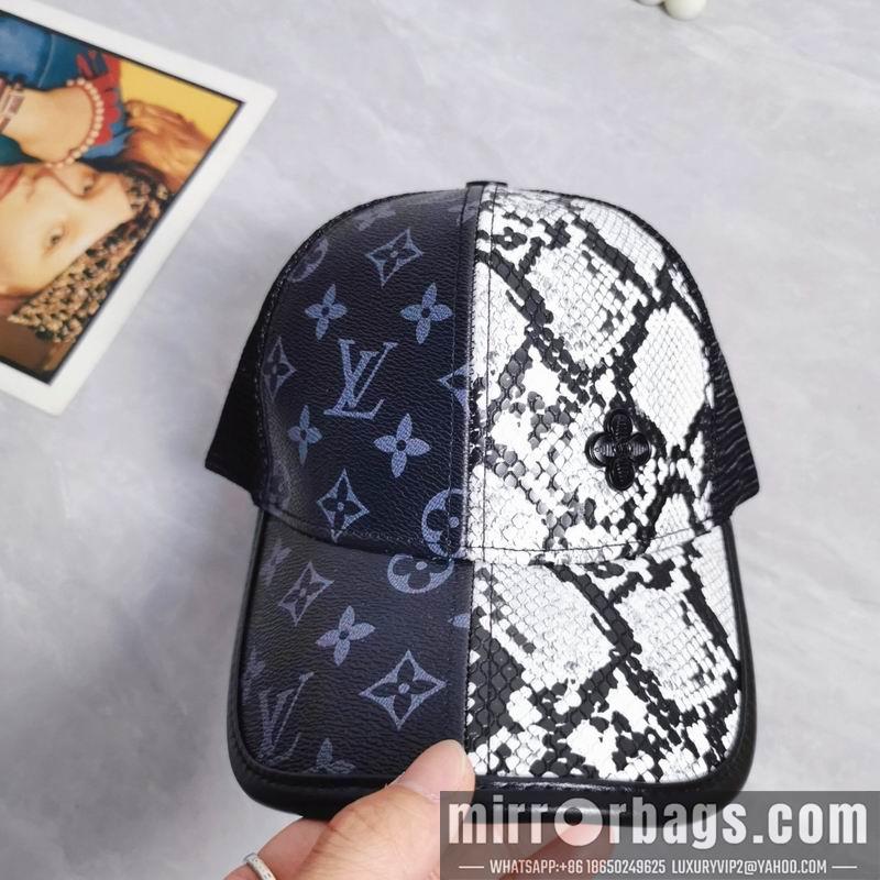 LV Hat dx26