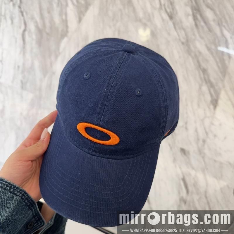 Balenciaga Hat dx51