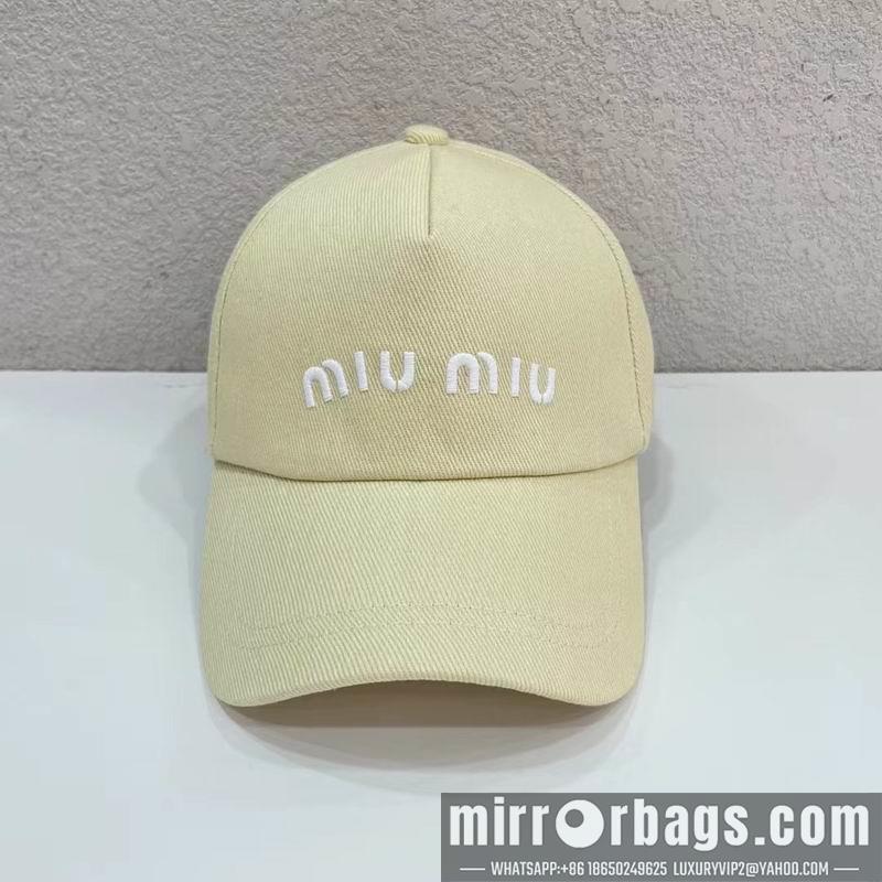 Miumiu Hat 072801