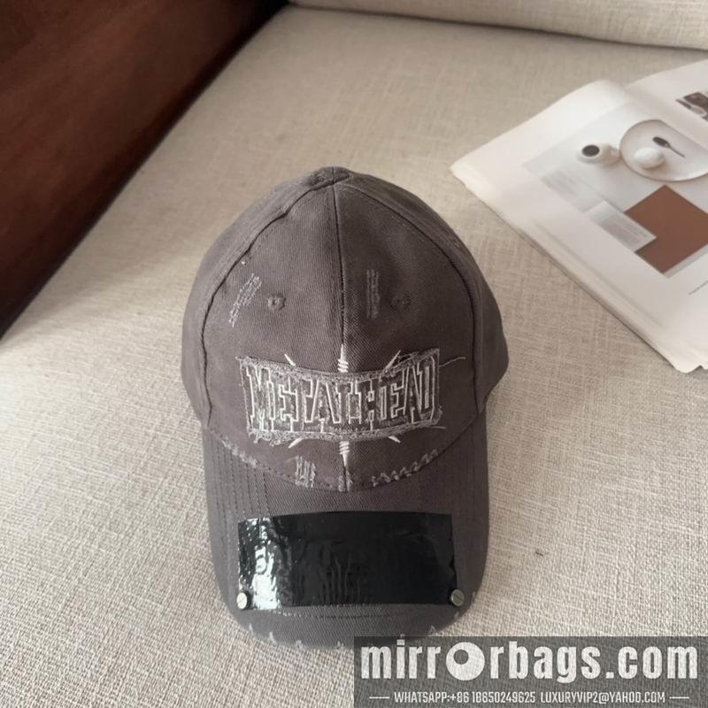 Balenciaga Hat dx22