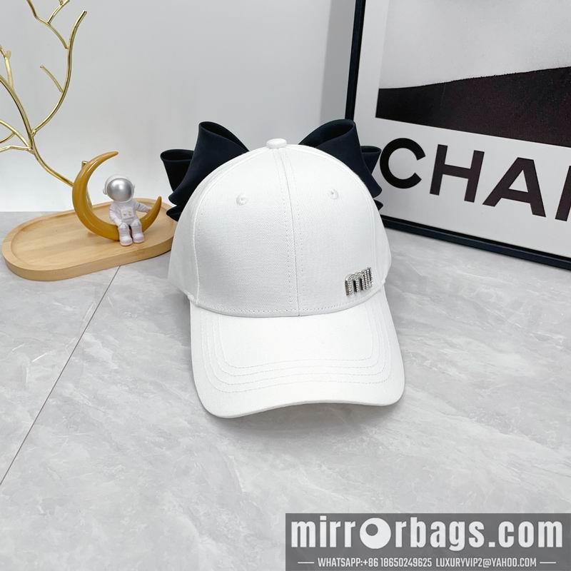 Miumiu Hat dx08