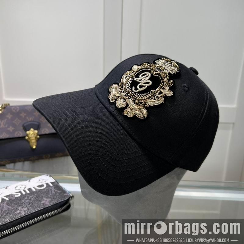 DG Hat dx03