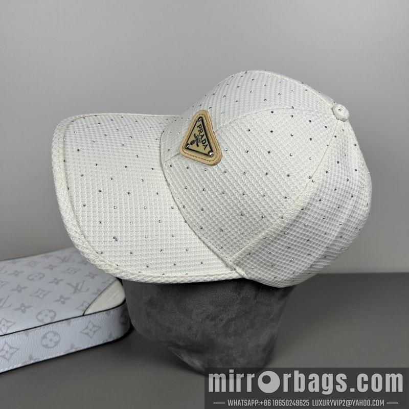 Prada Hat dx17