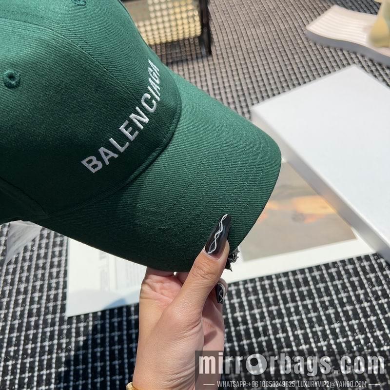 Balenciaga Hat dx07