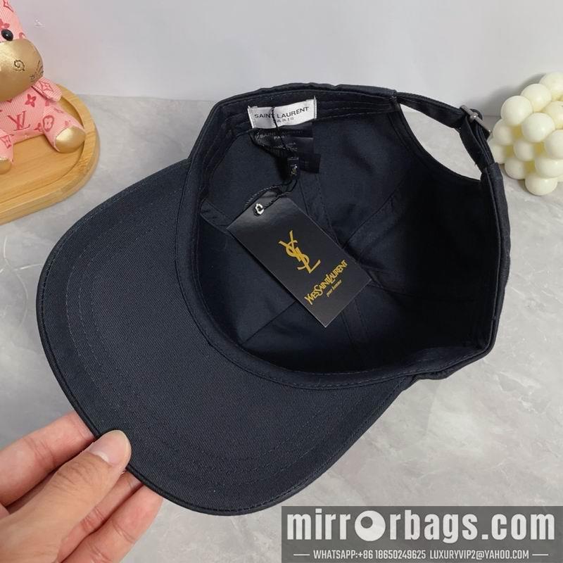 YSL Hat dx17