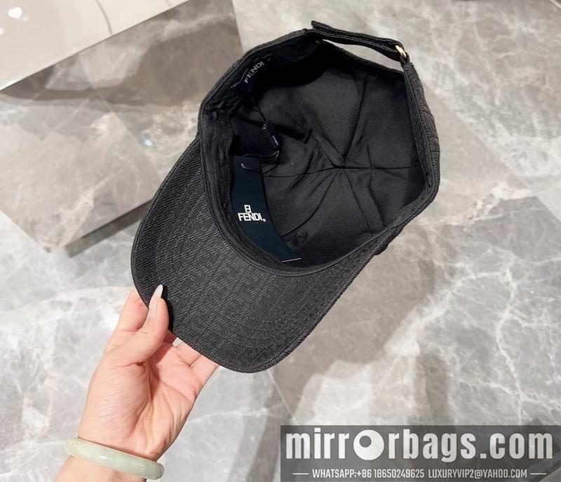 Fendi Hat 041701