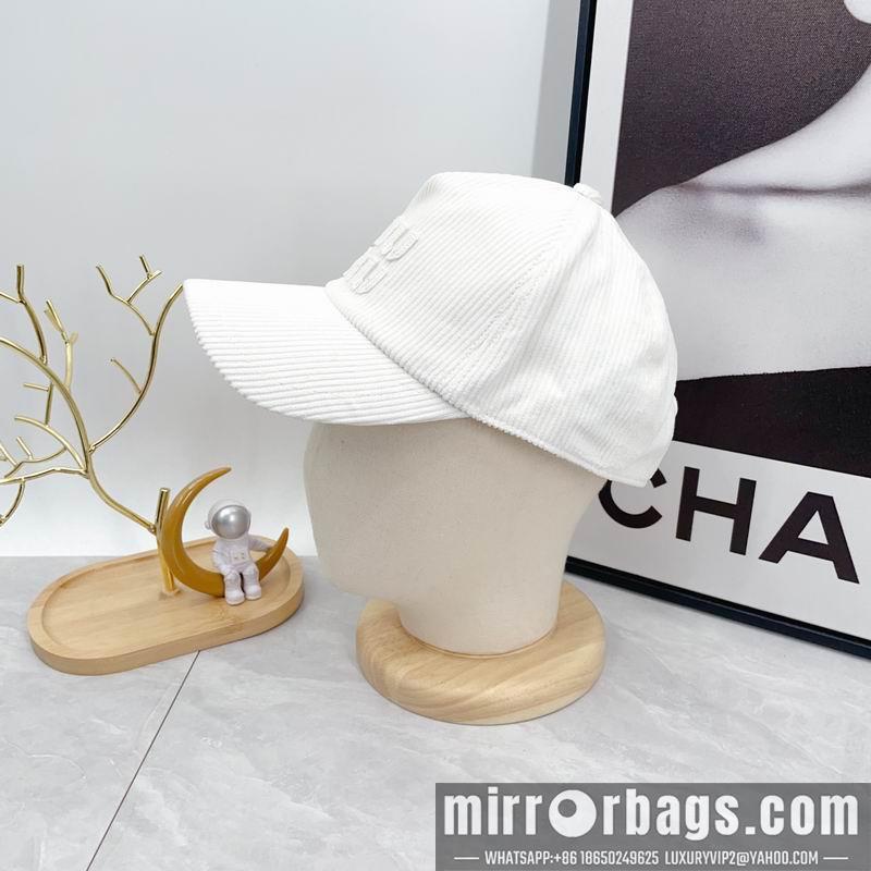 Miumiu Hat dx34