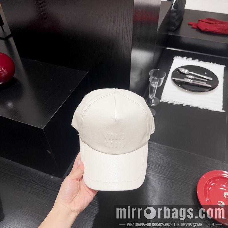 Miumiu Hat 082601