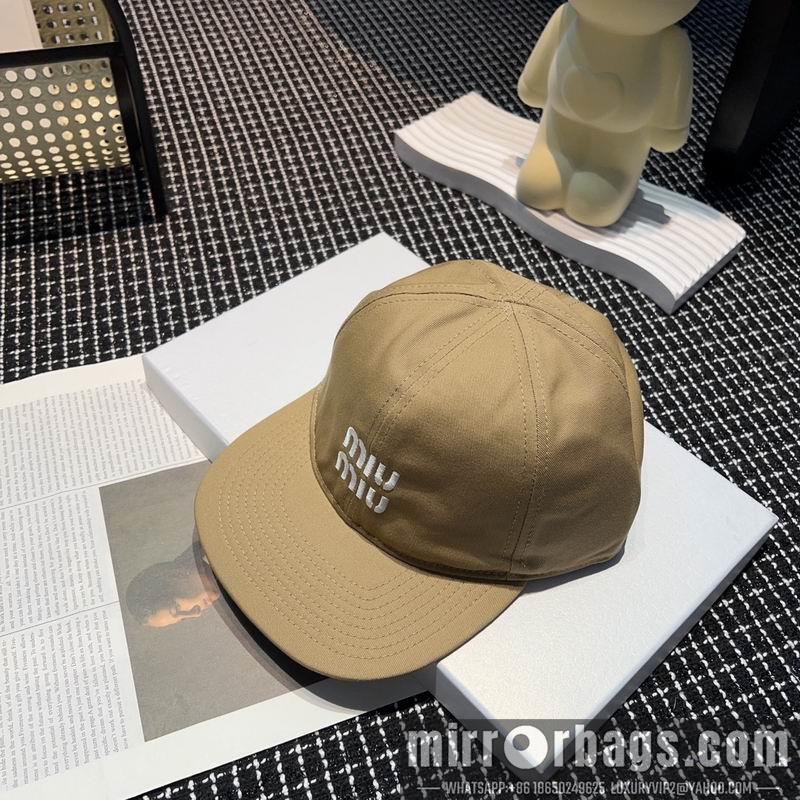 Miumiu Hat dx43