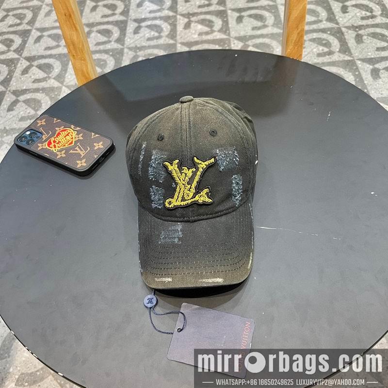LV Hat 042810