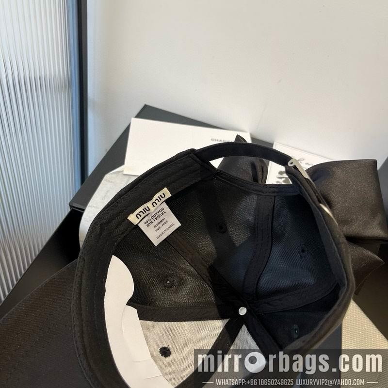 Miumiu Hat dx06