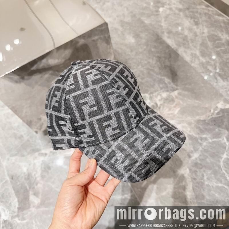 Fendi Hat dx28