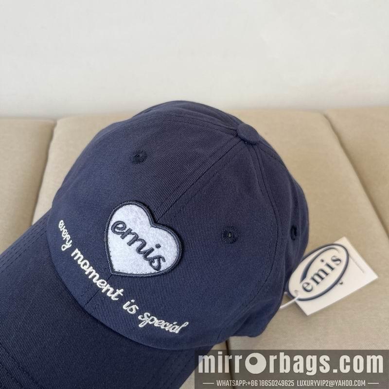 Emis Hat dx07