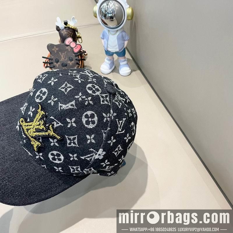 LV Hat 081804
