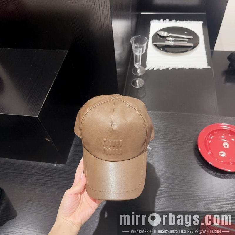 Miumiu Hat 082601