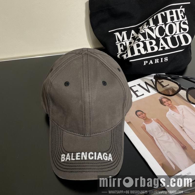 Balenciaga Hat 042601