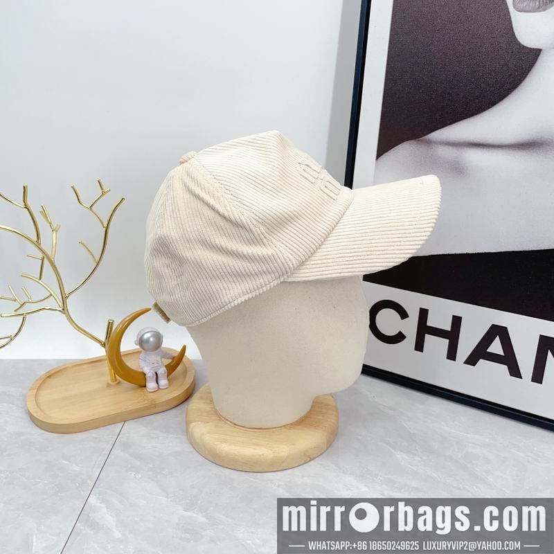 Miumiu Hat dx34