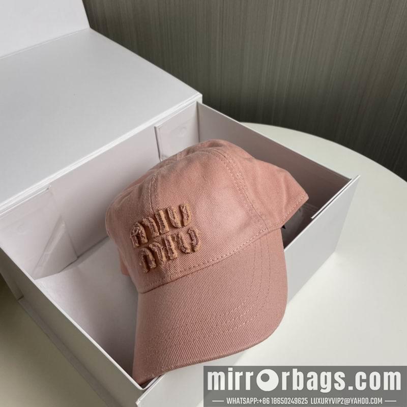 Miumiu Hat 072802