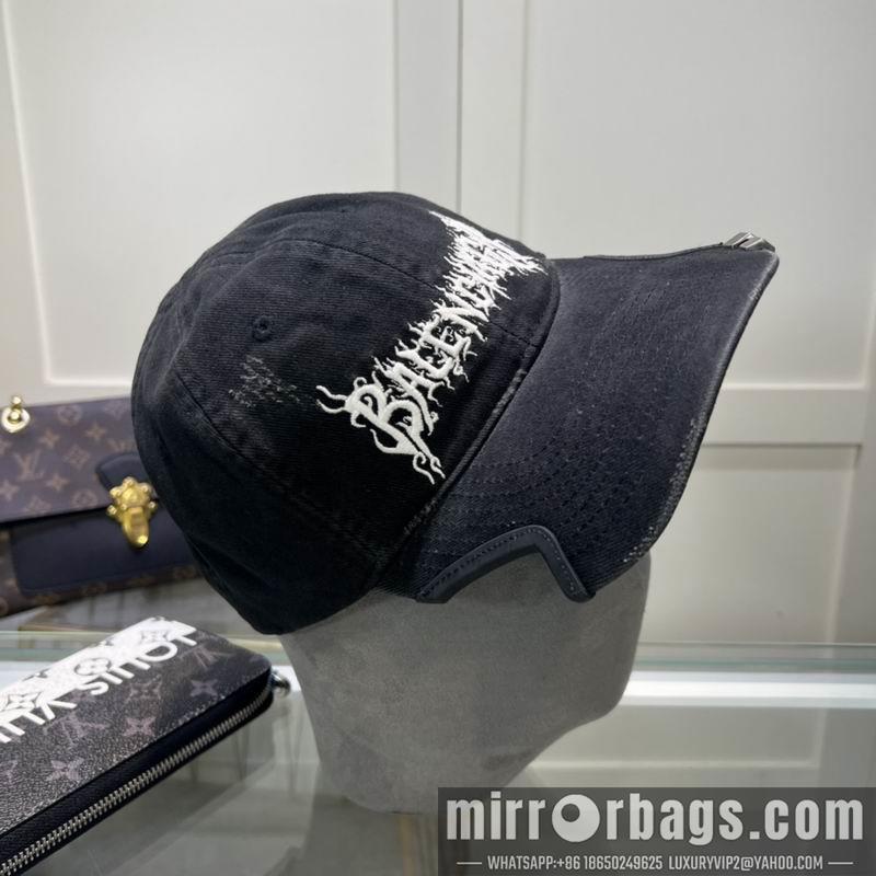 Balenciaga Hat dx110