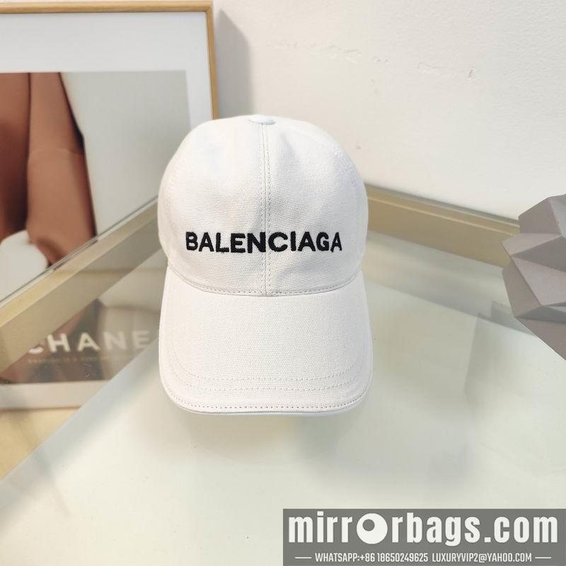 Balenciaga Hat dx80