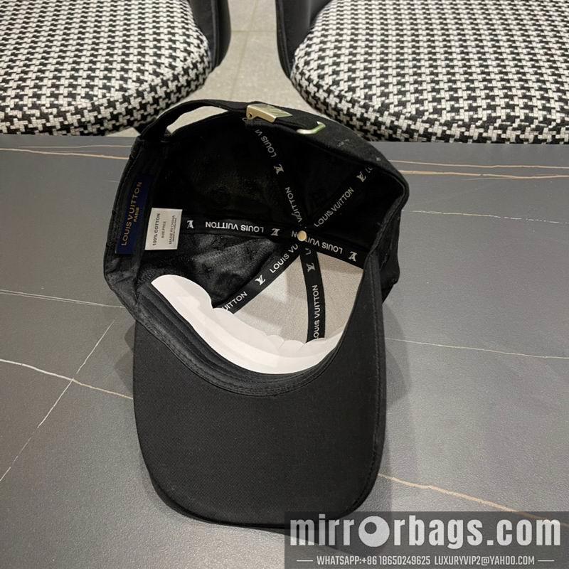 LV Hat 071204