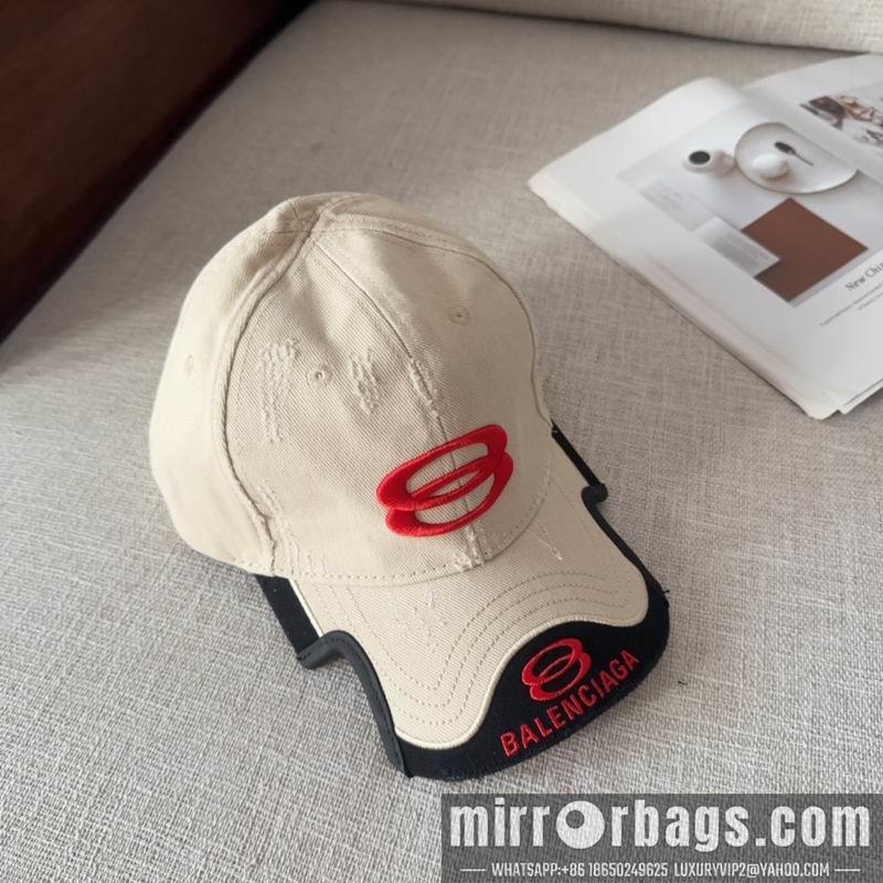 Balenciaga Hat dx21