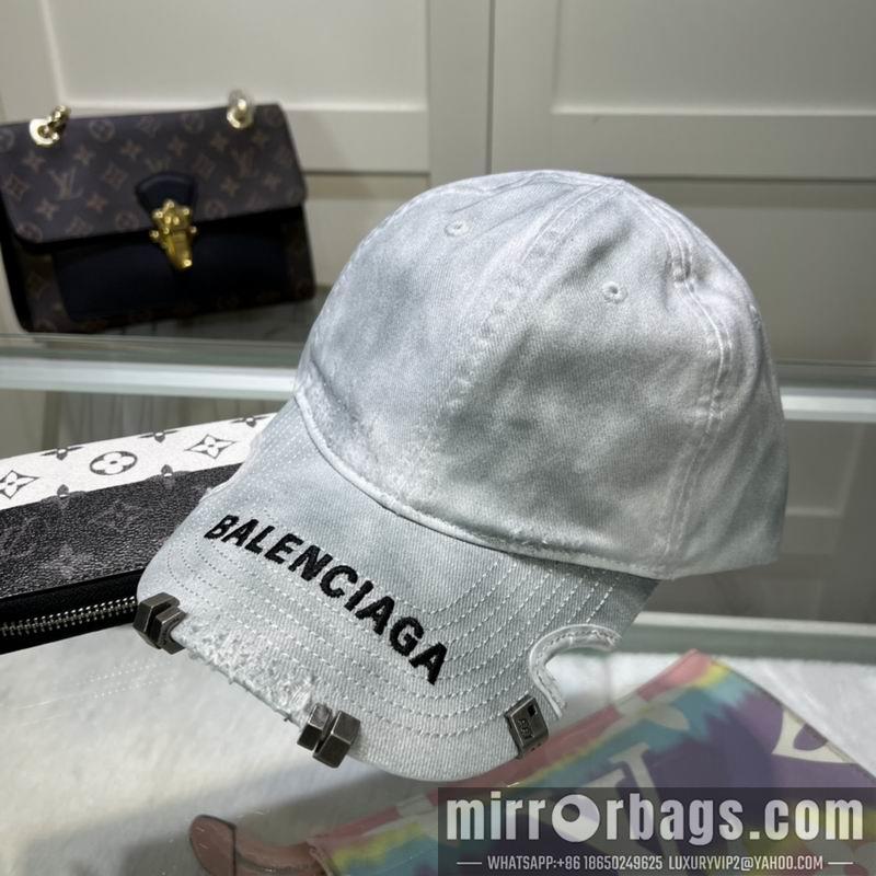 Balenciaga Hat dx60